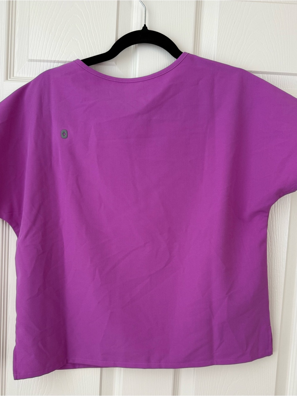 FIGS Women’s **limited edition color ultra-berry **XS set - Picture 3 of 8